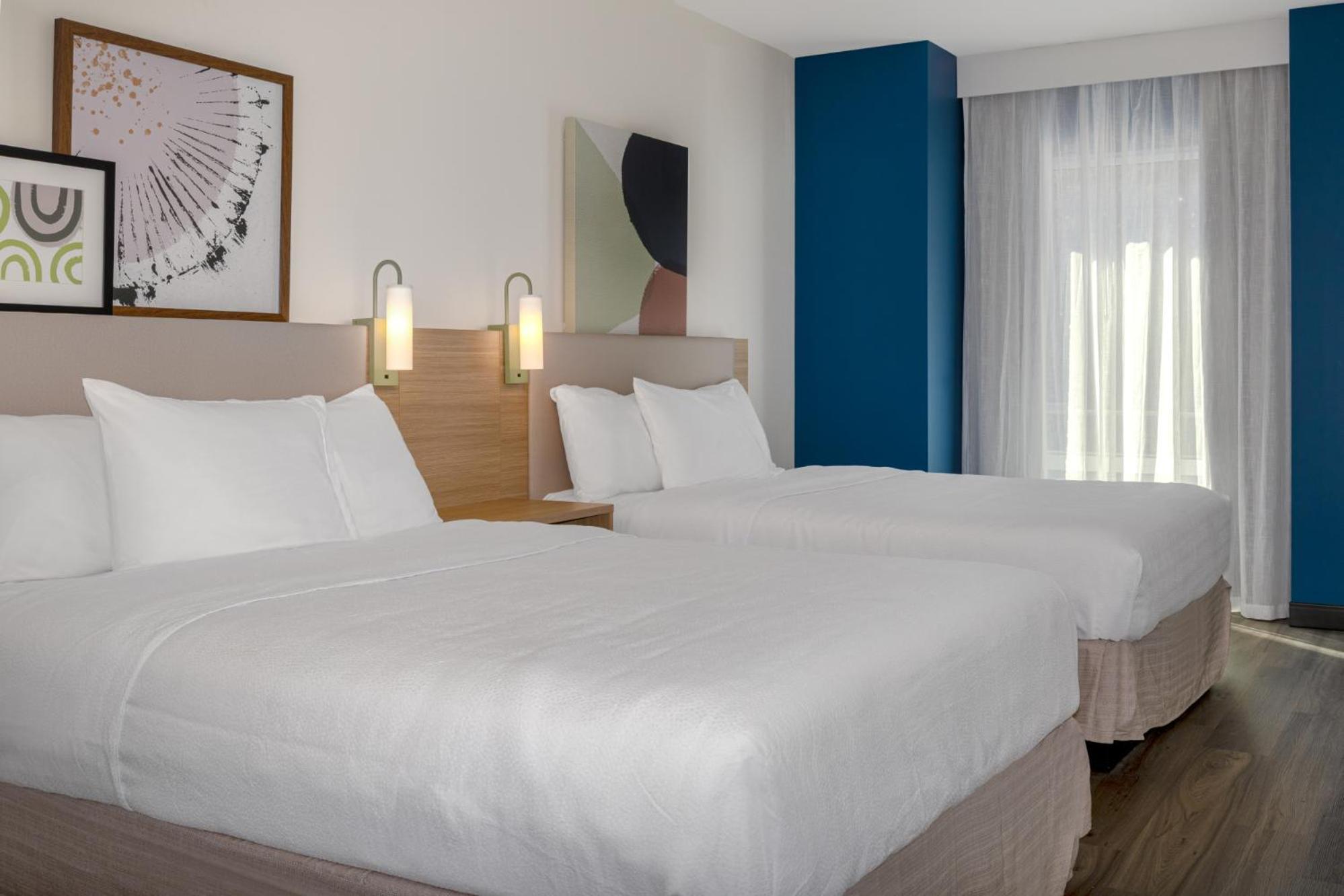 Spark By Hilton Montreal Midtown — Photos 2